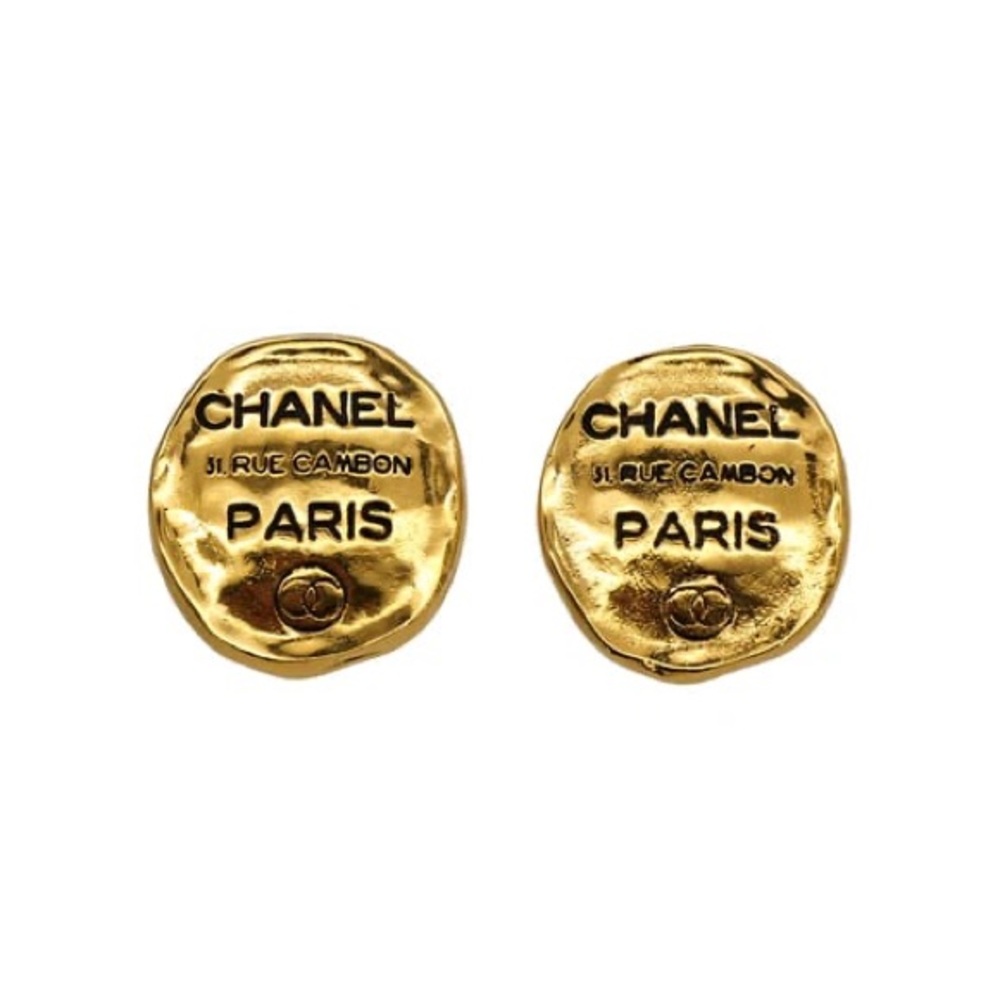 Authentic Chanel Vintage 1980s Black Logo CC 31 Rue Cambon Oval Clip Earrings
